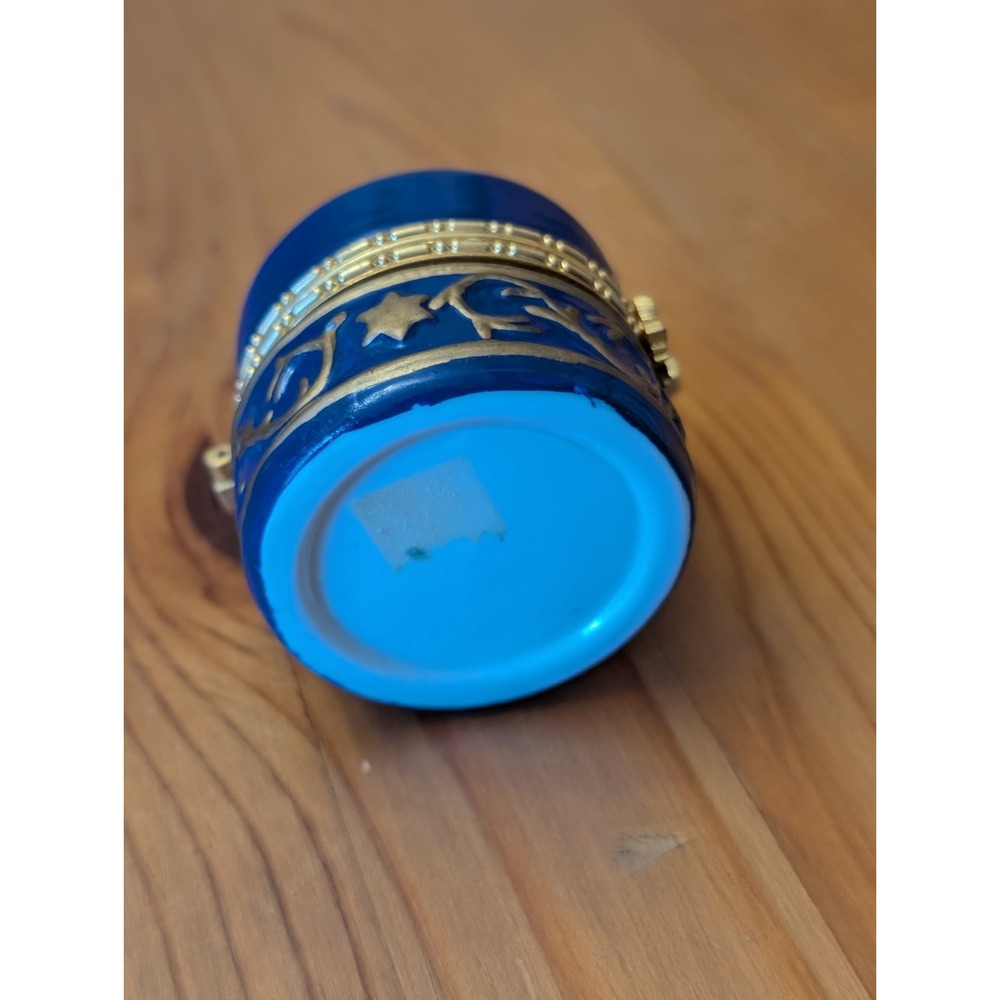 Vintage Limoges Style Blue Chanukah Menorah Trinket Box - Picture 6 of 8